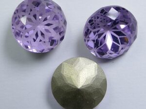 LF-C-14-VIO Lotus Flower Round Chaton 14 mm Violet 1 Pc.