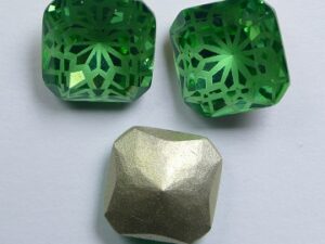 LF-S-10-ERI Lotus Flower Square Stone 10 mm Erinite 1 Pc.