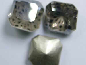 LF-S-10-SAT Lotus Flower Square Stone 10 mm Satin 1 Pc.