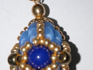 KIT Stained Glass Earings in blauw, by Nela Kábelová KIT