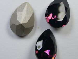 PrPe-14-AMY Baroque Pear Fancy Stone, 14x10 mm, Preciosa, Amethyst