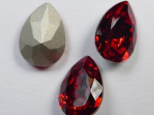 PrPe-14-SIALT Baroque Pear Fancy Stone, 14x10 mm, Preciosa, Light Siam