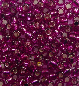 TR-08-2223 Toho Rocailles 8-0 Silver Lined Dragonfruit color 2223