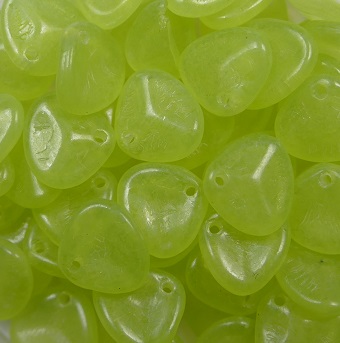 RP-8-00030-20011 Rose Petals 8 x7 mm Lime Opal color 00030-20011