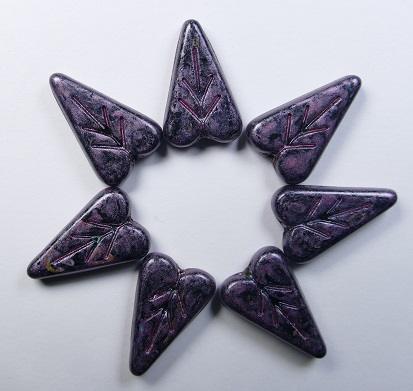 0010538 Heart Leaf Beads 16x11 mm Jet Chilli Washed color 23980-65327