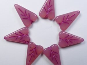 0070481 Pink Opal Hot Pink Inlay Heart Leaf Beads 4 Pc. - Afbeelding 1