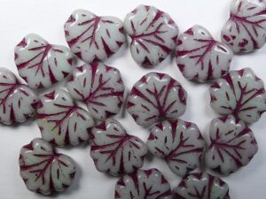 MPL-99992-46490 Pale Jade Green Bordeaux Washed Maple Leaf 15 Pc.
