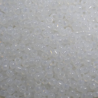 TR-11-1141 Toho rocailles 11-0 Translucent White (White Opal) color 1141