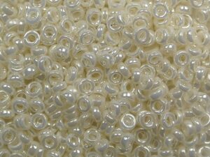 M-SPR-2-0592 Antique Ivory Pearl Ceylon Miyuki Spacer beads 2,2x1 mm