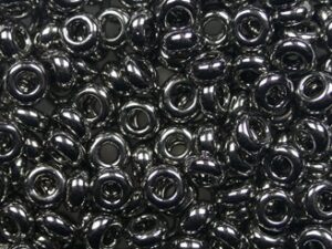 TN-06-0711 Nickel TOHO Demi Round