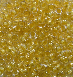 TN-08-0983 Toho Demi Rounds 8-0 Golden Cream Lined Crystal Luster color 983