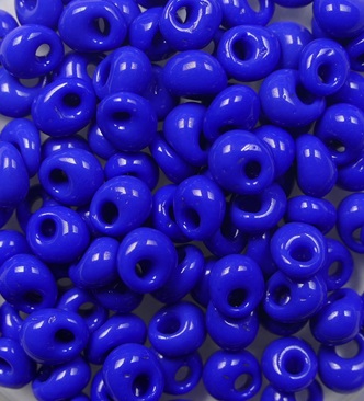 TM-04-0048 Toho Magatama 4 mm Opaque Navy Blue color 48