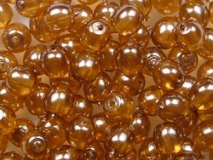 04-R-63164CR Transparent Pearl Sand Castle Round 4 mm. 100 Pc.