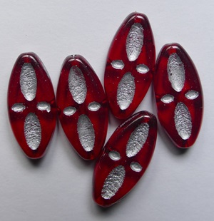 0050346 Eyed Ship Bead 20x9 mm Siam Ruby Silver Inlay color 90080-54301