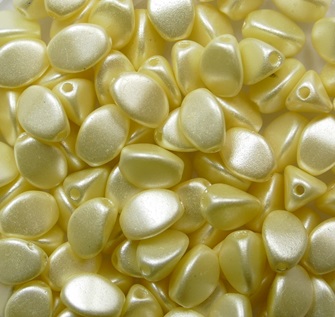 PI-02010-25039 Pinch Bead 5x3 mm Pastel Pearl Cream color 02010-25039