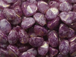 PI-03000-15496 Chalk White Terracotta Purple Pinch beads. 10 gram
