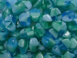 PI-LG0003 Mixed Aqua Turquoise Green Pinch beads. 10 gram - Afbeelding 1