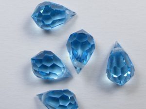 PrD-681-6-AQBO Aqua Bohemica Preciosa Drop, 6x10 mm - Afbeelding 1
