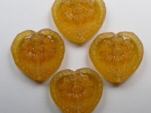 0030371 Topaz Hearts with Flower 4 Pc - Afbeelding 1