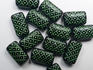 0100620 Black Metalic Green Washed Cushion Rechthoek kralen 8 Pc.