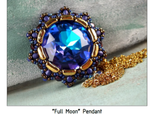 FI Full Moon Pendant by Nela Kábelová Free Pattern bij Fixer Bead of Matubo Rulla