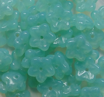 0100618 Opal Aqua Green Druk Flower Caps 7 mm color 61100