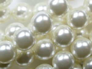08-132-12025 Shiny Real White Glasparel 8 mm 25 Pc.