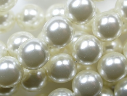 08-132-19001-12025 Shiny Real White Glass Pearl 8 mm color 12025