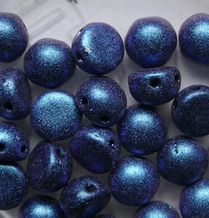 CAB-2-hole-23980-94109 Polychrome Indigo Violet 2-hole cabochon 6 mm color 23980-94109