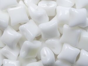 WD-03000 Chalk White Wibeduo 8x8 mm 10 Pc.
