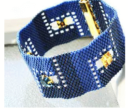A Indigo Bracelet By Miyuki Free Pattern bij elke aankoop