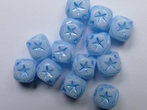 0090506 White Alabaster Blue Washed Czech Glass Square Beads 15 Stuks