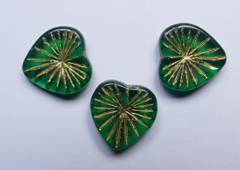 0100627 Emerald Gold Striped Kiwi Heart Bead 18x18 mm color 50720-54302
