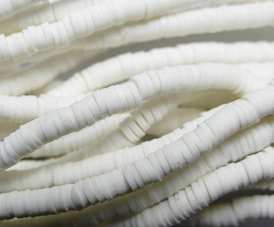 KTH4-02 katsuki heishi disc beads 4 mm Off-White