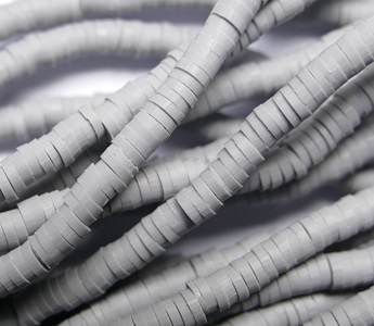 KTH4-39 katsuki heishi disc beads 4 mm Duifgrijs