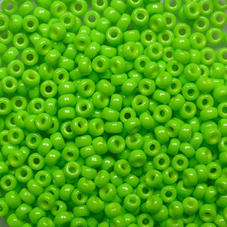 M-11-4471 Duracoat Opaque Dyed Kiwi Miyuki round rocailles 11-0 color 4471