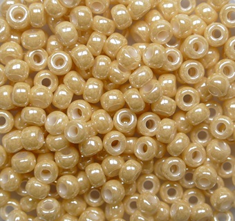 M-8-0593 Ceylon Light Caramel Miyuki round rocailles 8-0 color 593