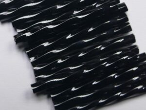 BU-23980-25 Jet Preciosa Twisted Bugles 25 mm. 10 gram.