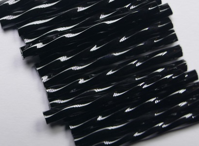 TWBU-23980-25 Jet Preciosa Twisted Bugles 25 mm color 23980