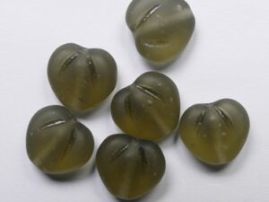 0020333 Matte Black Diamond Puffed Heart Beads 11x10 mm 8 stuks - Afbeelding 1