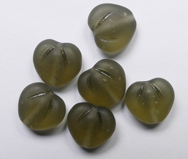 0020333 Black Diamond Czech Glass Puffed Heart Beads 11x10 mm