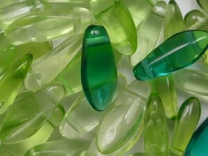 0100634 Lush Meadow Small Dagger Beads 10x3 - 12x5 mm 7,5 gram