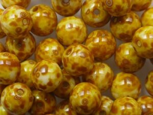 06-R-03000-86805 Chalk White Dark Travertin Round 6 mm. 50 Pc. - Afbeelding 1