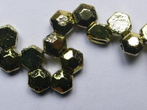 C-HON-00030-26443 Full Amber Chiseled Honeycomb Jewel Beads, 30 stuks