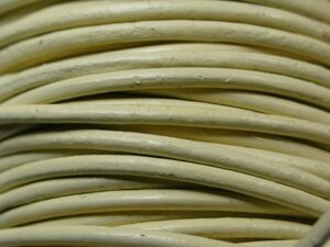 IL-2-PRI Primrose Indiaas leer rond 2 mm, 50 cm - Afbeelding 1