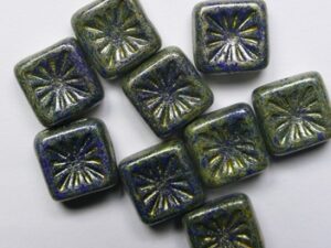0090521 Opaque Royal Blue Travertin Gold Touched Squared Kiwi Beads. 8 Pc. - Afbeelding 1