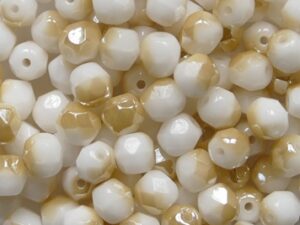 FP1-04-02020-23501 Snow White Honey Czech Glass Facet Firepolish 4mm 50 stuks