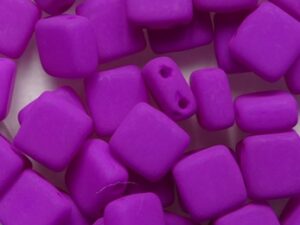 CMT-25125AL Neon Dark Purple Czech Mates 2 hole Tile 25 Pc. - Afbeelding 1