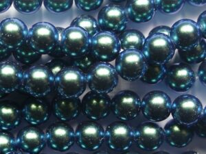 PrP-06-PPEG Pearlescent Peacock Green Preciosa Parels 6 mm