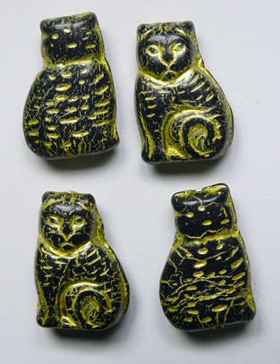 0010559 Jet Yellow Washed Cat Beads 17x11 mm color 23980-54320